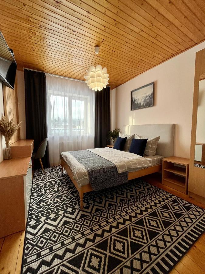 Ніч Над Карпатами Hotel Slavske Exterior photo